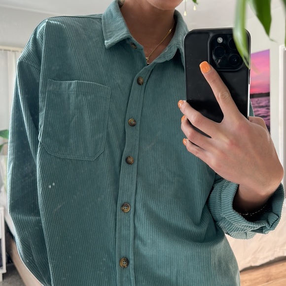 Button-Up - Picture 2 of 3